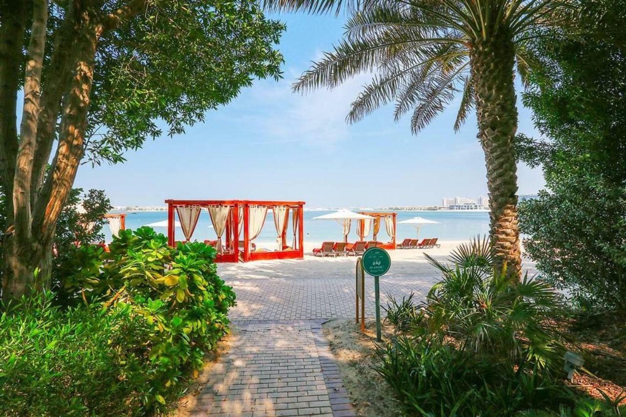 Zabeel Saray Royal Residences Lagoon Villa Дубай Екстериор снимка
